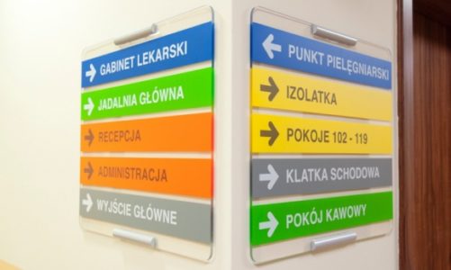 Dom Opieki Józefina – oznakowanie dopasowane do potrzeb seniorów