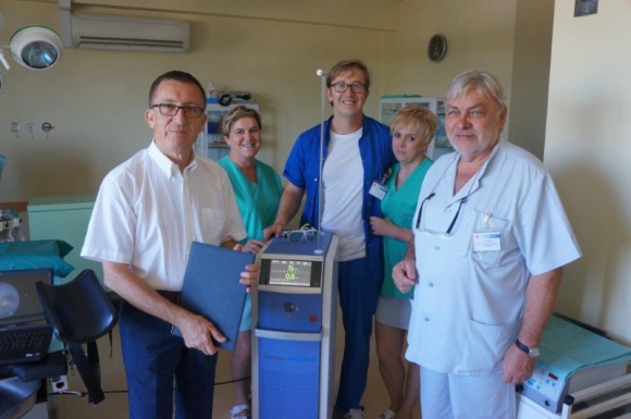 Laser Holmowy od Fundacji Aflofarmu dla szpitala w Pabianicach