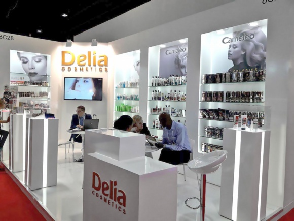 Delia Cosmetics na targach BeautyWorld w Dubaju, materiały prasowe z wypowiedzią LIFESTYLE, Uroda - W połowie maja 2017r. w Dubaju odbyła się kolejna edycja targów BeautyWorld. To największa i najważniejsza impreza targowa branży kosmetycznej w regionie Bliskiego Wschodu, a odbywała się już po raz dwudziesty drugi. Wśród nich była polska firma kosmetyczna Delia Cosmetics.