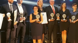 Dobroczyńca Roku 2017. Delia Cosmetics nagrodzona Zdrowie, BIZNES - 29 maja wyłoniono laureatów w plebiscycie Dobroczyńca roku 2017. Konkurs ten ma na celu propagowanie prospołecznych działań przedsiębiorstw. W tym roku tytuł Dobroczyńcy Roku 2017 przypadł polskiej firmie Delia Cosmetics.