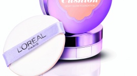 Efekt naturalnie pięknej skóry L’Oréal Paris LIFESTYLE, Uroda - Odkryj wyjątkową gamę Nude Magique od L’Oréal Paris. Prawdziwą gwiazdą kolekcji jest pierwszy od L’Oréal Paris podkład w poduszeczce Nude Magique Cushion, dający efekt naturalnie pięknej skóry. Oprócz podkładu kolekcja zawiera Krem BB i CC oraz Puder Matujący.