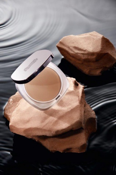 The Sheer Pressed Powder Skincolor de la Mer ™ LIFESTYLE, Uroda - Piękno dzięki pielęgnacji
