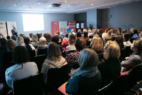 Zabiegi estetyczne możliwością rozwoju zawodowego pielęgniarek i położnych