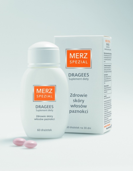 365 dni z życia naszych włosów, czyli jak pory roku wpływają na ich kondycję? LIFESTYLE, Uroda - Kondycja włosów zależy nie tylko od naszej diety, kosmetyków czy stylu życia, jaki prowadzimy. Na ich wygląd duży wpływ mają również… zmieniające się pory roku. Każda z nich niesie inne zagrożenia i może być przyczyną ich wypadania.