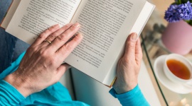 Światowy Dzień Cukrzycy - jak dbać o wzrok? Zdrowie, BIZNES - Cukrzyca uznana została za największą, niezakaźną epidemię XXI wieku. Szacuje się, że każdego roku umiera na nią 4 miliony ludzi na całym świecie. W Polsce ponad milion osób choruje na nią i o tym nie wie. Problemy ze wzrokiem mogą być jednym z pierwszych objawów choroby.