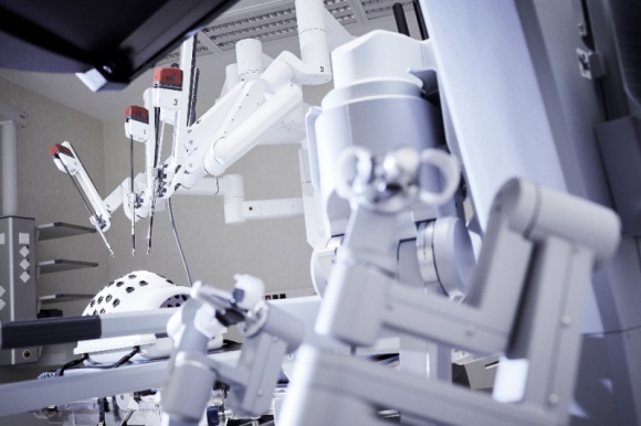 Raport PMR i UFG: Rynek robotyki chirurgicznej wzrośnie o 50%