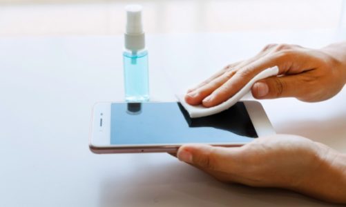 Dezynfekcja i sterylizacja w czasie epidemii – jak ją wykonać w domu?