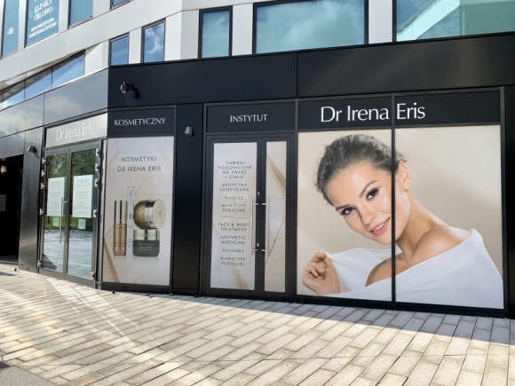Kosmetyczny Instytut Dr Irena Eris w Gdyni otwarty! LIFESTYLE, Uroda - W nadmorskiej dzielnicy Gdyni - Nowe Orłowo w Tritum Business Park swoją działalność rozpoczął Kosmetyczny Instytut Dr Irena Eris.
