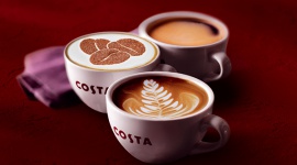 Poczuj wyjątkowy smak nadchodzących Świąt z Costa Coffee Zdrowie, BIZNES - Już za moment ulice rozświetlą tysiące świateł, w radiu usłyszymy świąteczne przeboje, ubierzemy choinki i zaczniemy rozglądać się za prezentami.