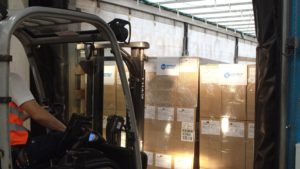 Maseczki od P&G (3) 1 200 000 maseczek od Procter & Gamble dla podopiecznych Polskiego Czerwonego Krzyża i Fundacji Polsat