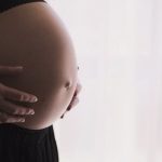Pęknięcie czy nacięcie? Przygotowanie krocza do porodu okiem fizjoterapeuty