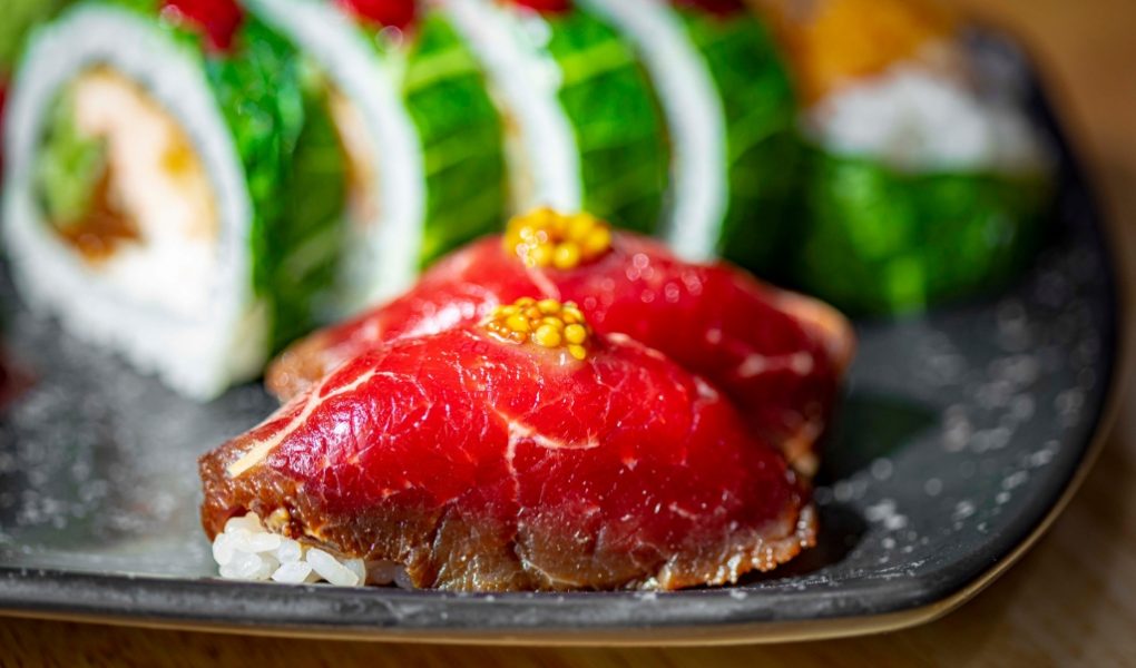 Sushi Jak sushi wspiera kondycję mózgu? Tajemnica długowieczności Japończyków